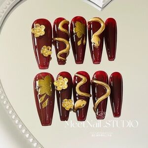Golden Serpent Elegance | Burgundy Hot-Foil Floral High-End Press-On Nails